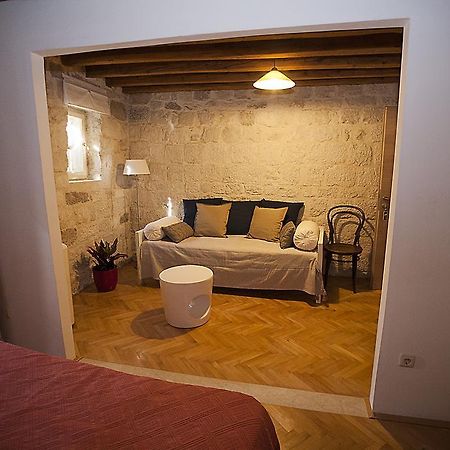 Rooms Livia Trogir Ruang foto