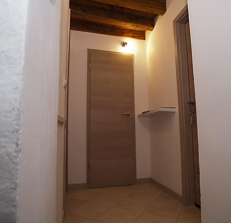 Rooms Livia Trogir Bagian luar foto