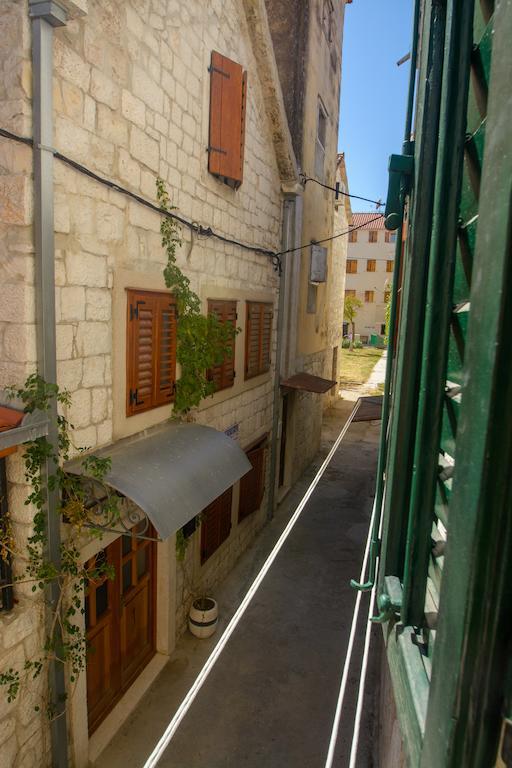 Rooms Livia Trogir Ruang foto